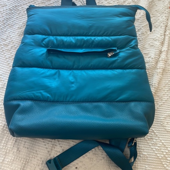 Laundry By Shelli Segal Real Puffer Backpack And Waist Belt Fanny Pack Teal Blue - Picture 6 of 9